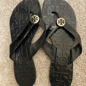 NEW - Tory Burch Thor’s Leather Black Sandal Size 7